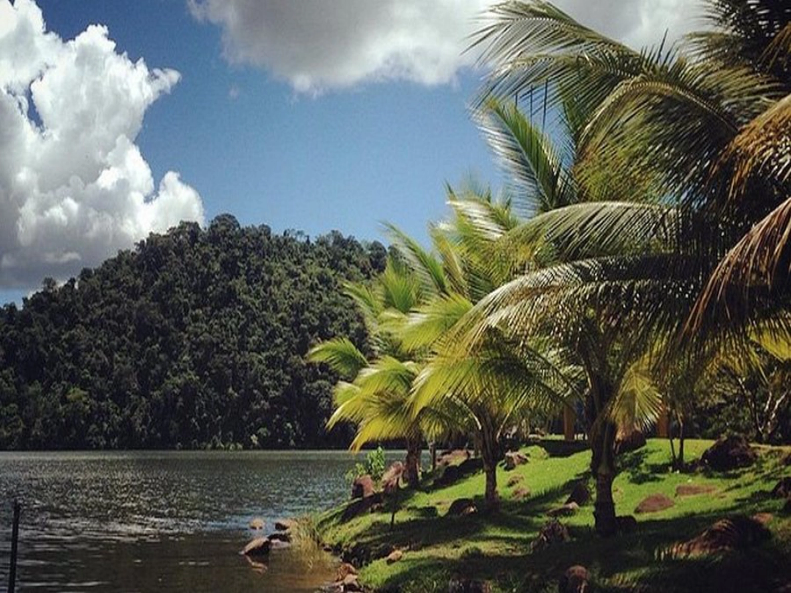 Laguna Azul